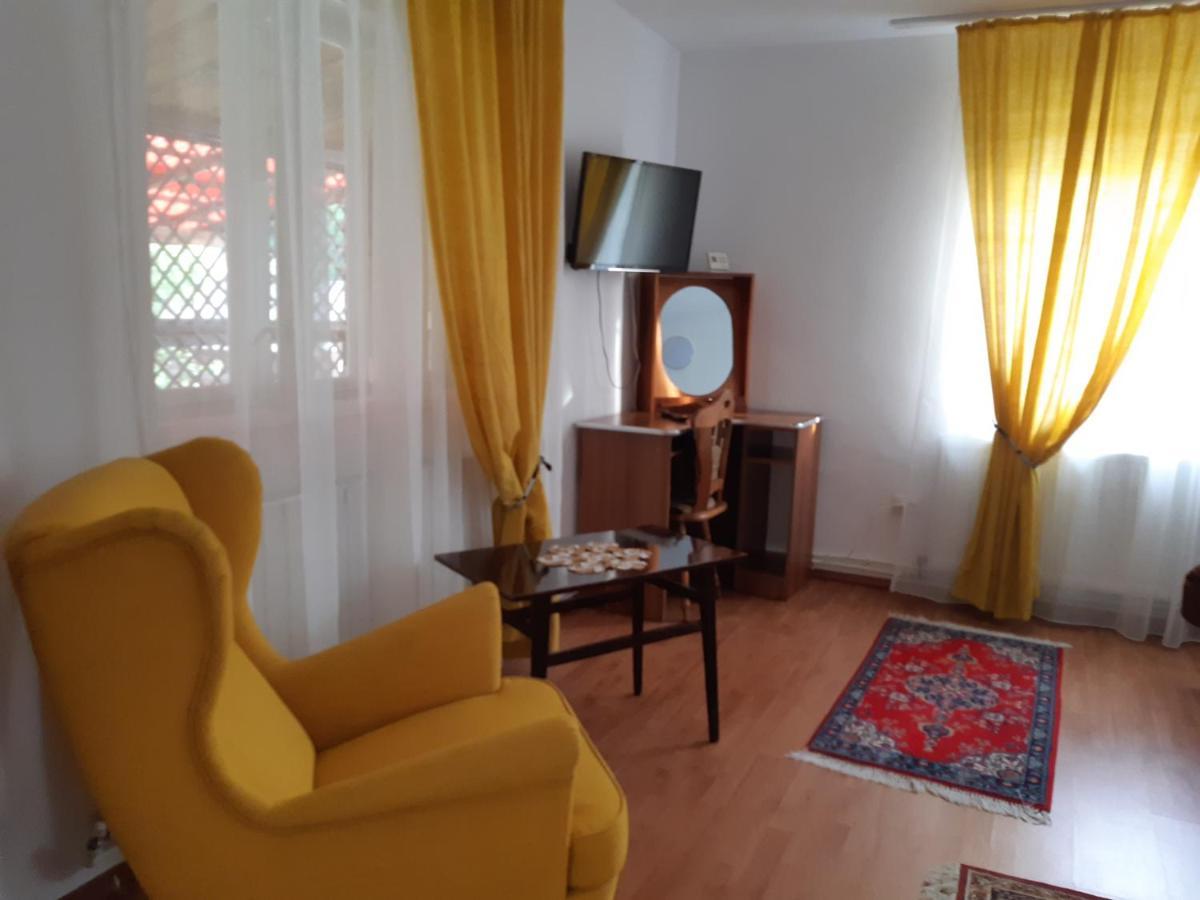 Villa Casa Dyasof Rohia Esterno foto