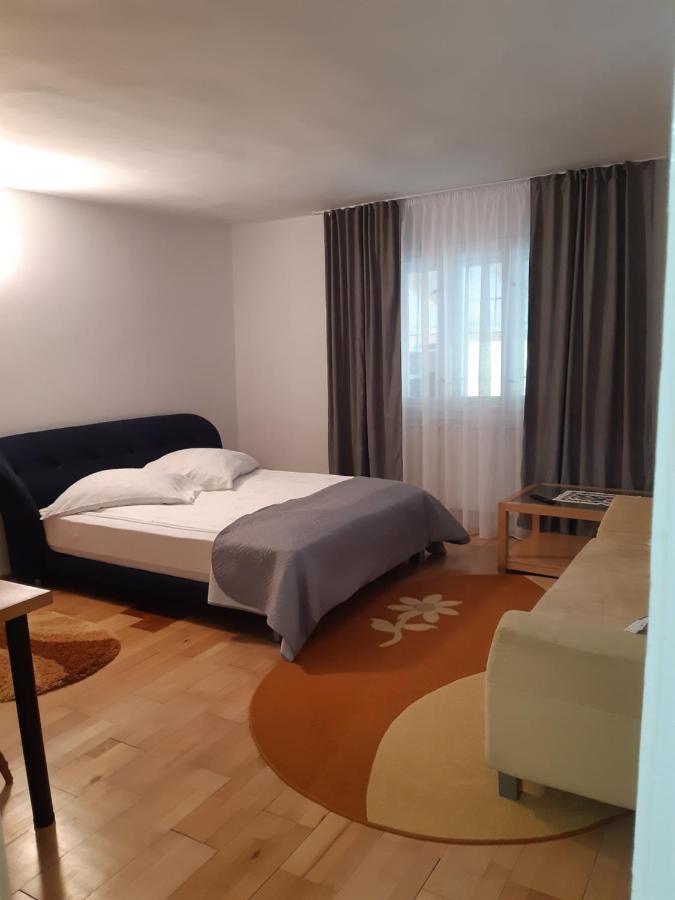 Villa Casa Dyasof Rohia Esterno foto